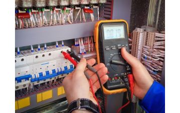 Electrical maintenance in Edinburg
